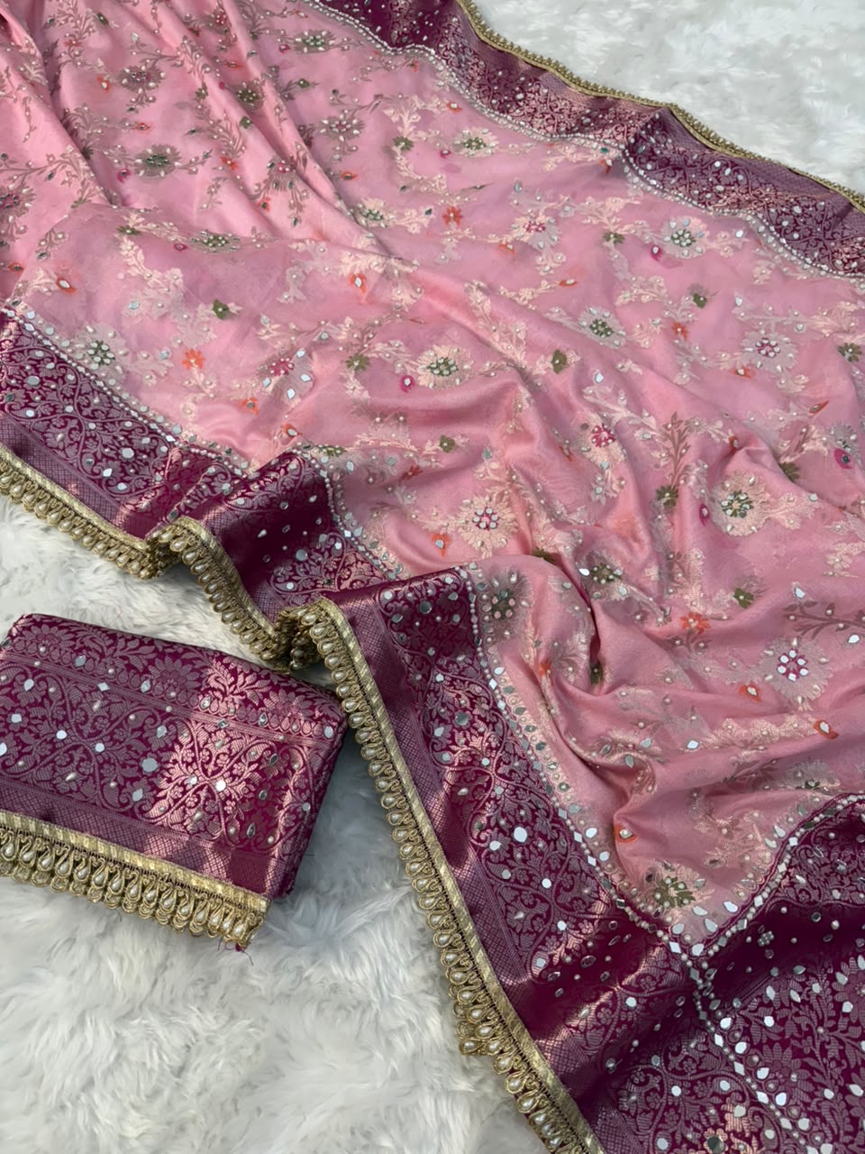 Elegant Baby Pink Georgette Saree
