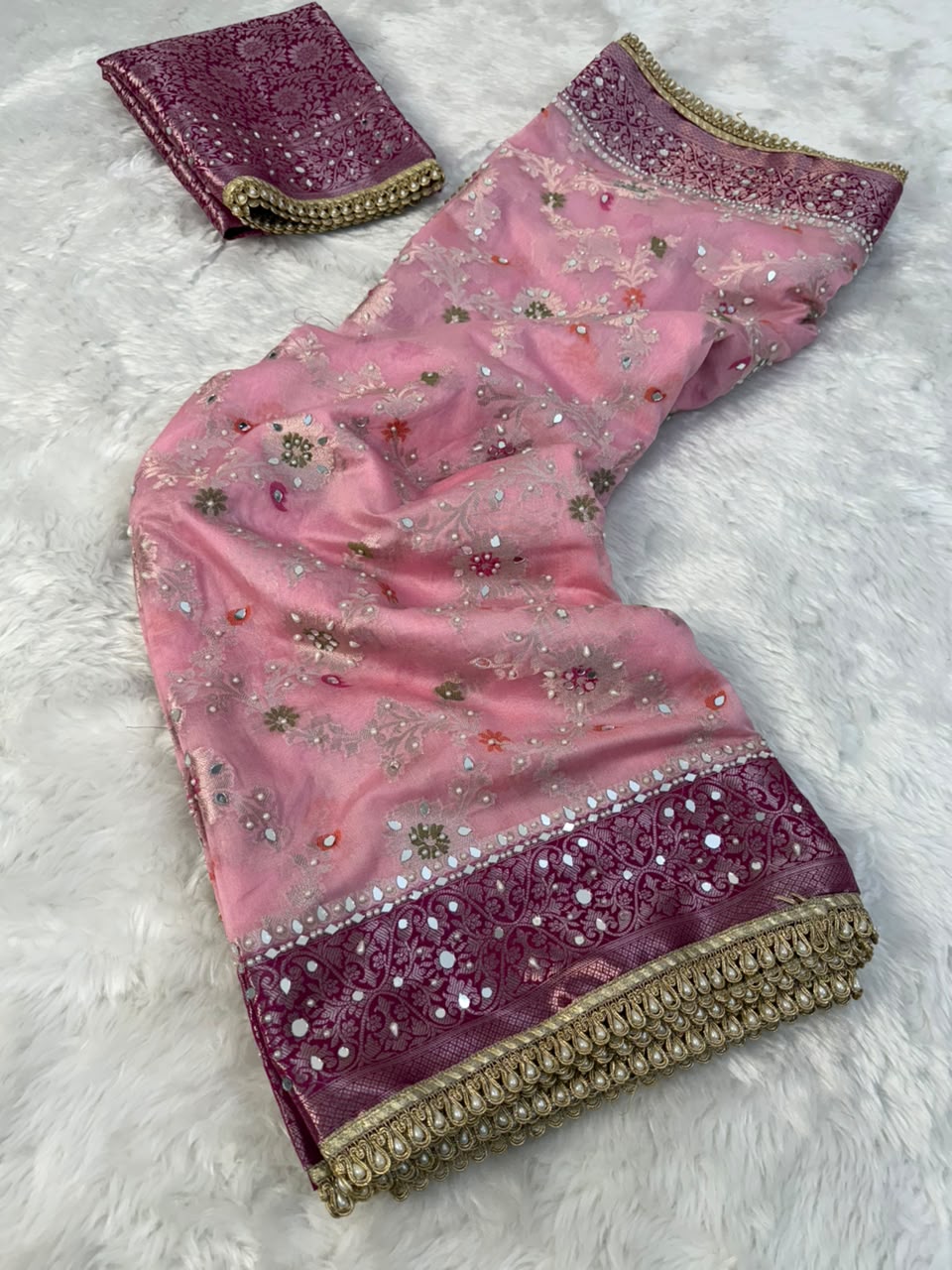 Elegant Baby Pink Georgette Saree