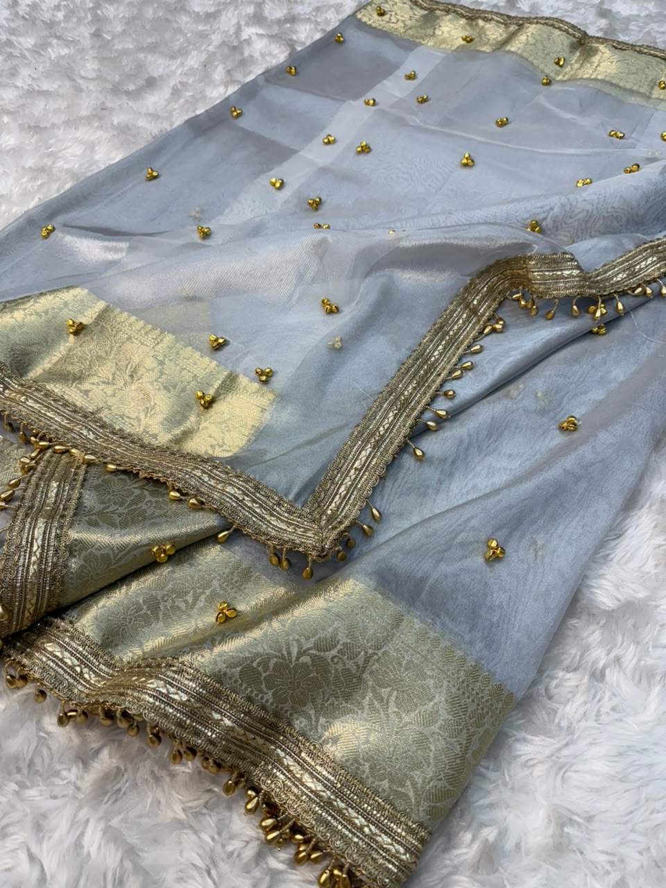 Silver & Ivory Banarasi Glass Tissue Gungroo Saree