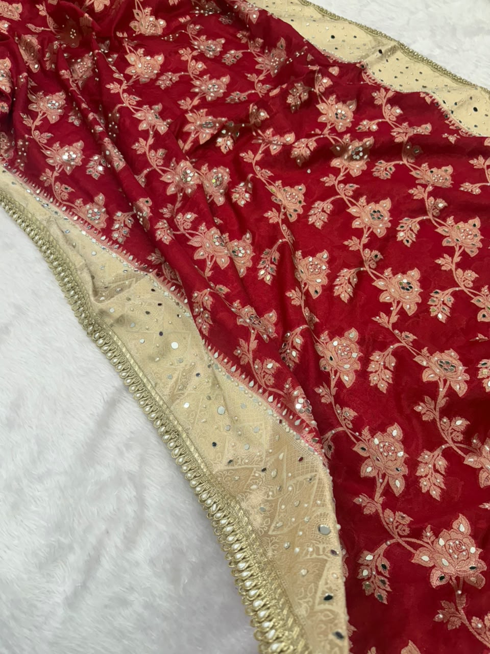 Banarasi Warm Silk Rose Jaal Saree
