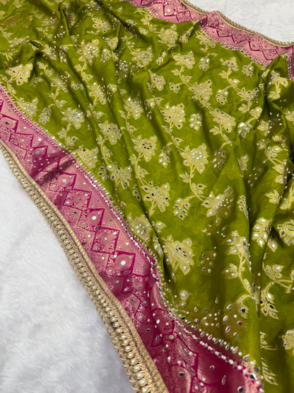 Banarasi Warm Silk Rose Jaal Saree