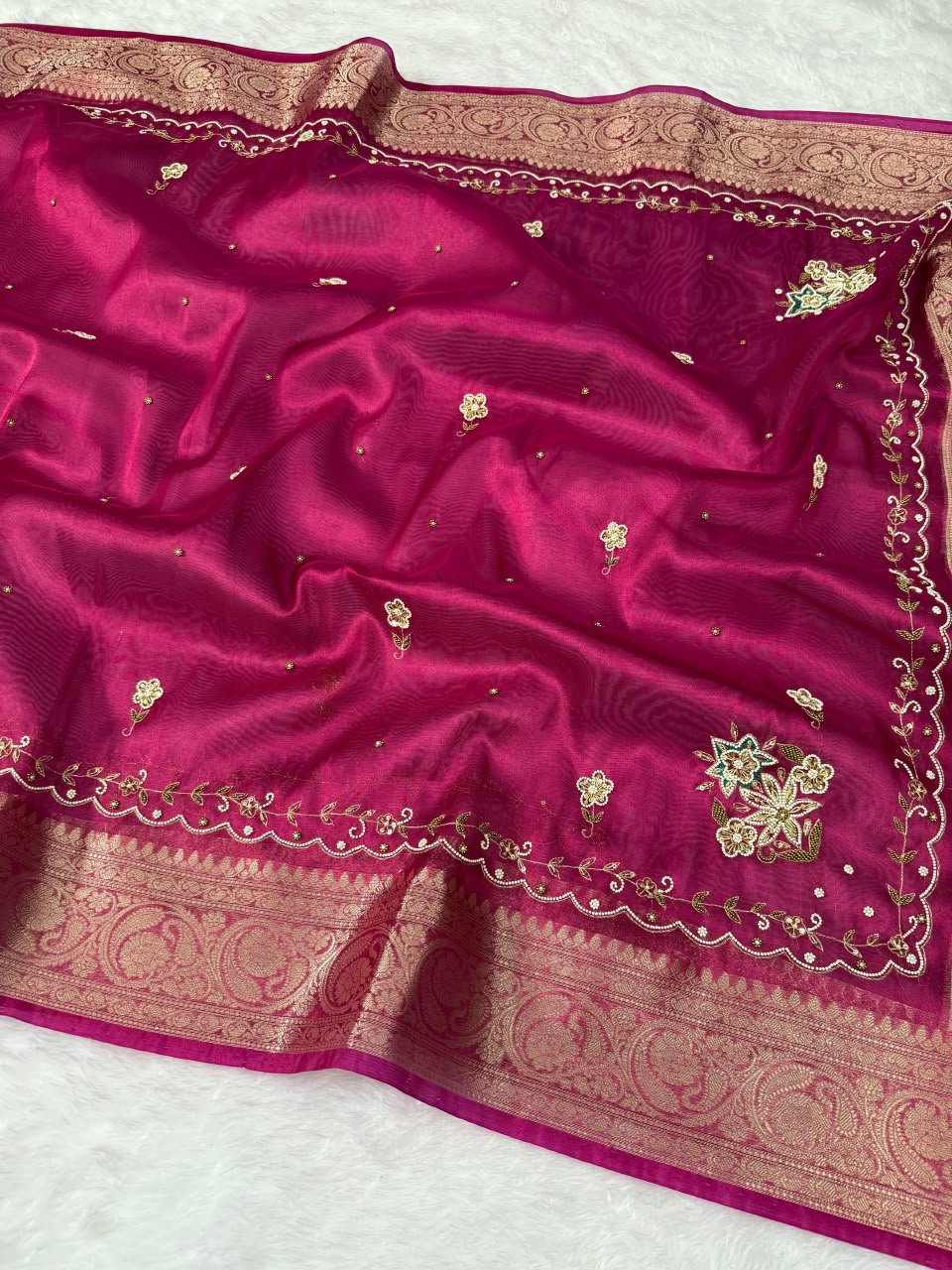 Premium Banarasi Floral Handwork Tissue Saree