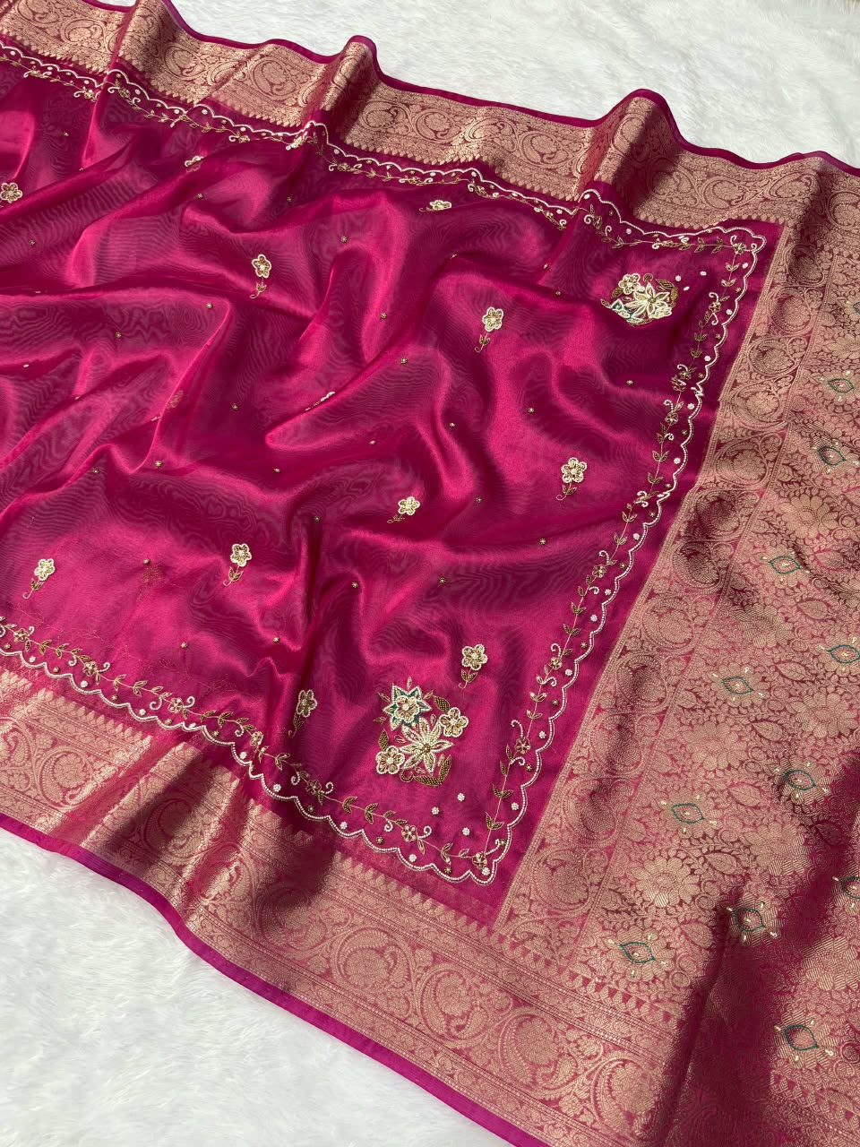 Premium Banarasi Floral Handwork Tissue Saree