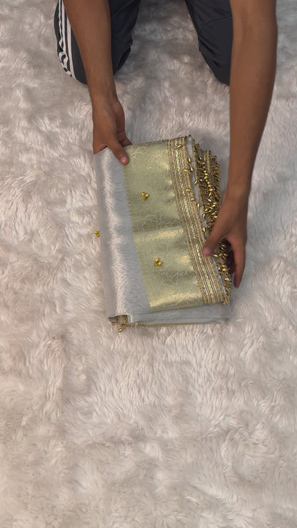 Silver & Ivory Banarasi Glass Tissue Gungroo Saree